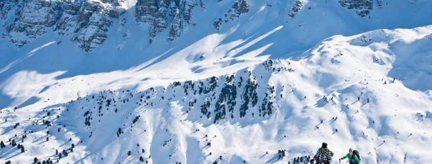 Attention, Ski Tourers: Senders Valley Downhill Adventure Ahead!