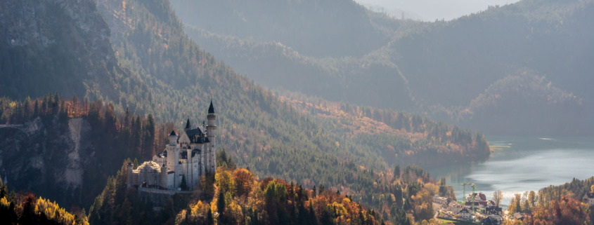 5 Photo Spots and Viewpoints at Neuschwanstein Castle - The Most Beautiful Places to Visit