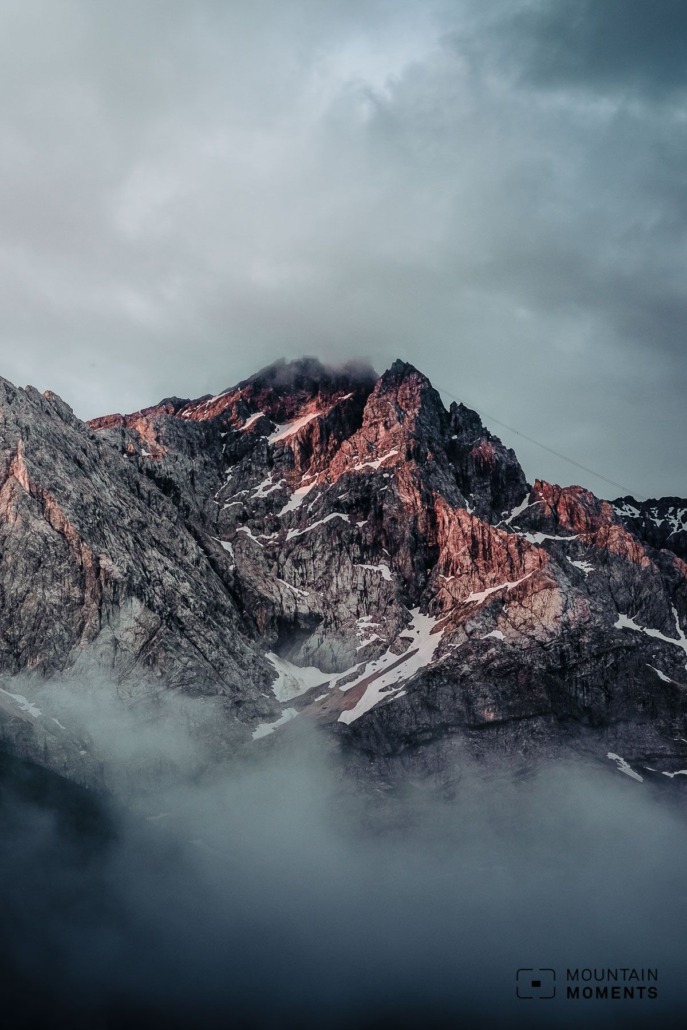 Learn about nature photography techniques, like focus stacking, with the help of Mountain Moments photography workshops.